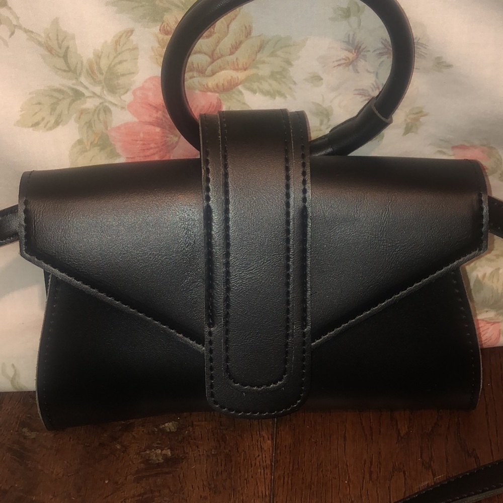 Small black purse